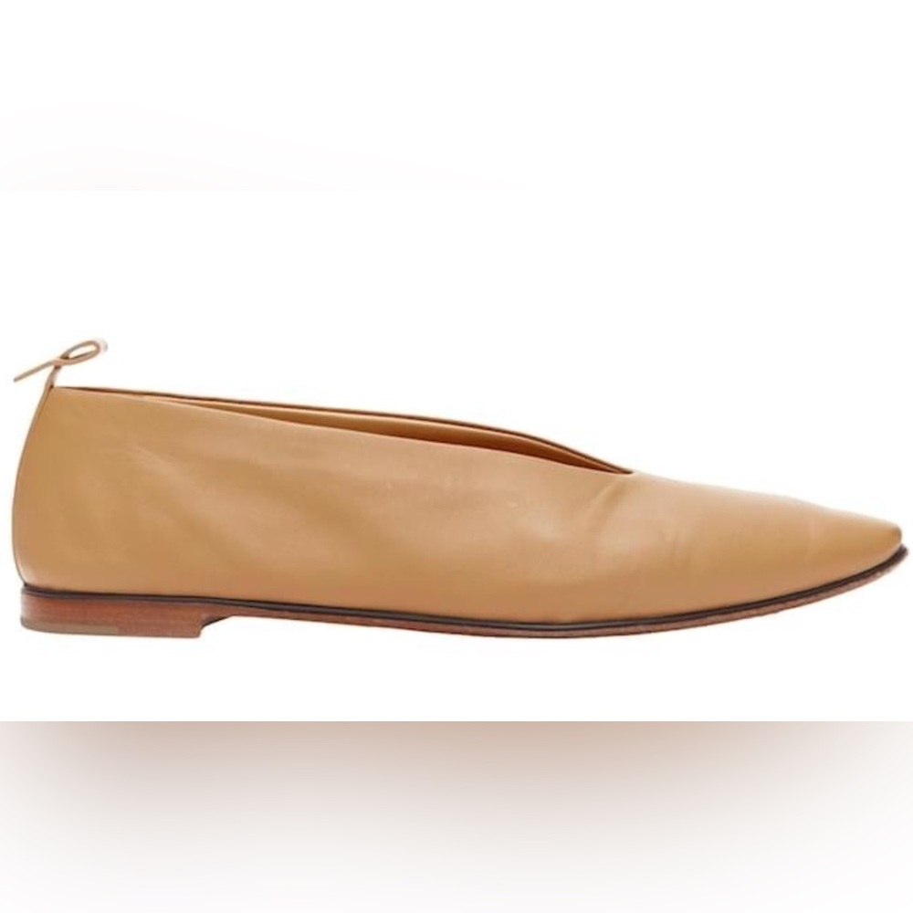 Bottega Veneta Almond Point Toe Tan Leather Flats 38 NEW